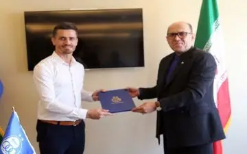 کاپیتان استقلال دوساله تمدید کرد