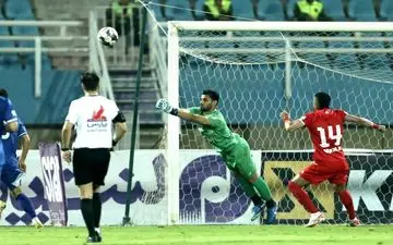 شوک به آبی ها: ستاره سابق پرسپولیس با استقلال فسخ کرد