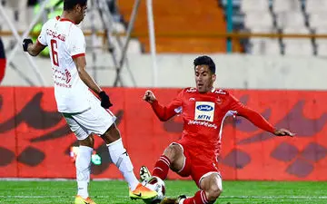 شادی ستاره جدید پرسپولیس از قهرمانیِ استقلال + عکس