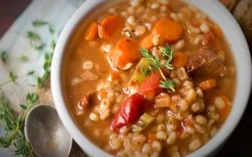 تهیه سوپ جو در خانه به سبک رستوران + دستور پخت متفاوت