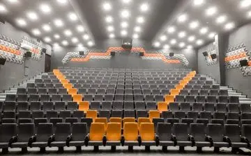 اعلام ساعات تعطیلی سینما در دو روز آینده