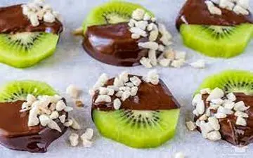طرز تهیه کیوی با روکش شکلات| عالیه!
