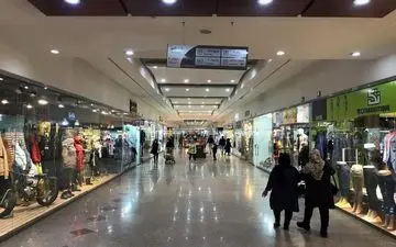 محدودیت های عجیب کرونایی/ تردد خودرویی ممنوع اما مغازه ها بازند!