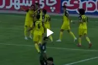 گل اول سپاهان توسط حاج‌صفی در دقیقه 32 + ویدئو