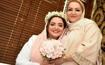 جشن تولد مادر شوهر خانم بازیگر + عکس 