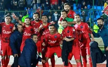  استراحت ۱۰ روزه نکونام به بازیکنان 