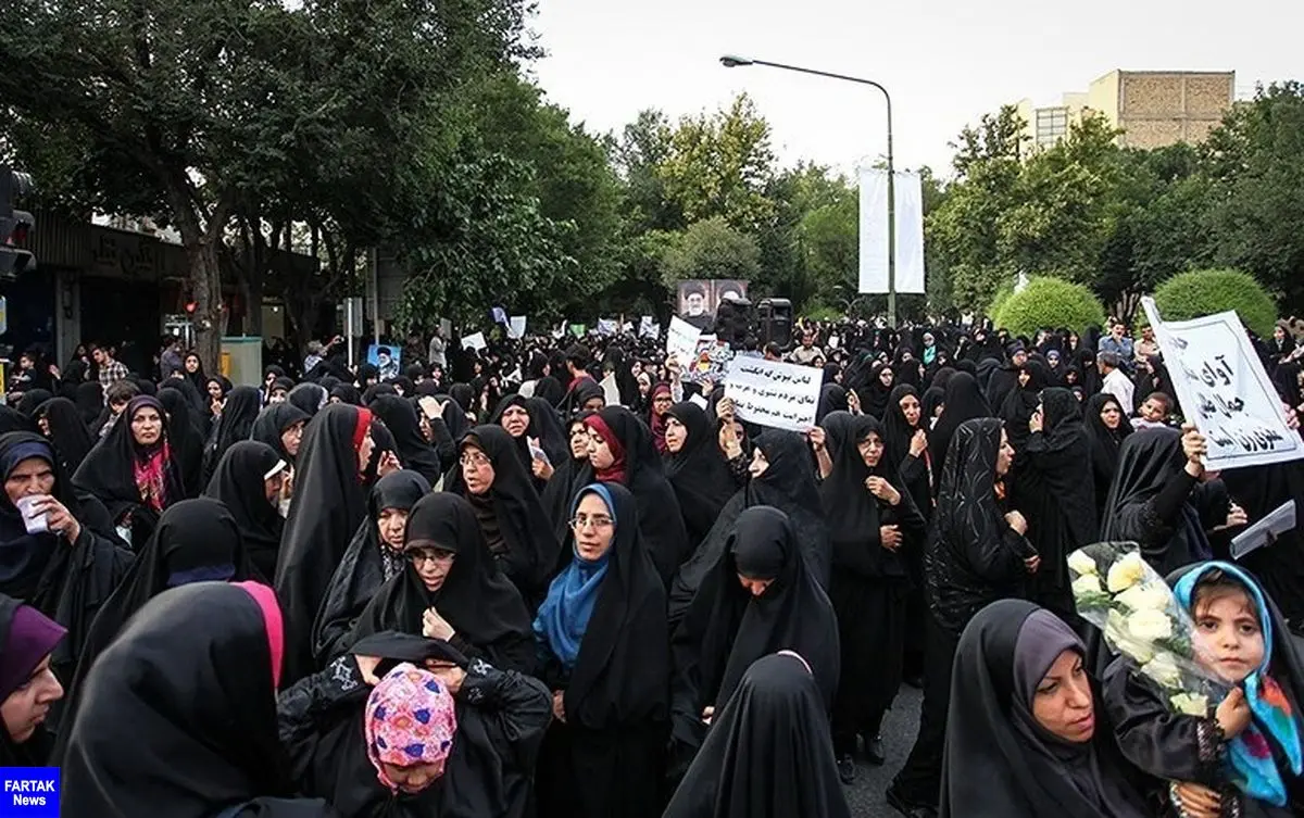 راهپیمایی باشکوه مردم قم در حمایت از عفاف و حجاب برگزار شد