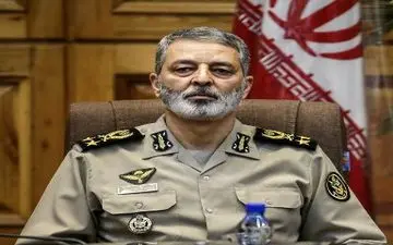 اگر لازم می‌شد ارتش هم رو در روی فریب‌خوردگان شیطان بزرگ می‌ایستاد