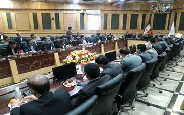 کاهش بیکاری از طریق به صحنه آوردن سرمایه گذاران همچنان اولویت اول استان است/ باوری به ورود نیروی مدیریتی از خارج مجموعه ندارم