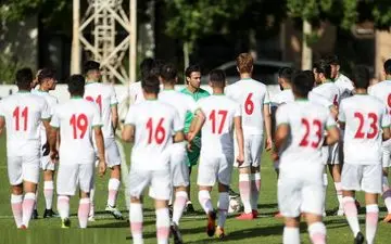 کمک ۲۰۰ میلیون تومانی کمیته ملی المپیک به فدراسیون فوتبال