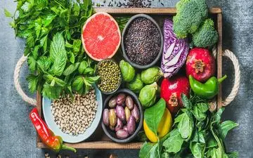 خوراکی هایی که پوست شما را شاداب نگه می دارند