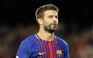 پیکه : گریزمان باید تصمیم بگیرد نه من 