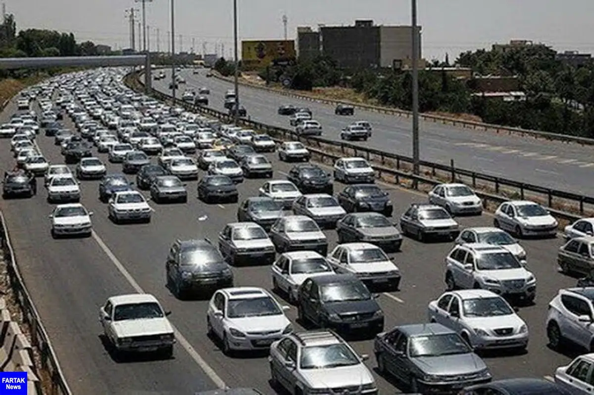 ترافیک در مسیرهای خروجی تهران نیمه سنگین تا سنگین است