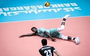 نتایج کامل هفته دهم لیگ برتر والیبال؛ ادامه صدرنشینی فولاد سیرجان و فرار پیکان از بحران