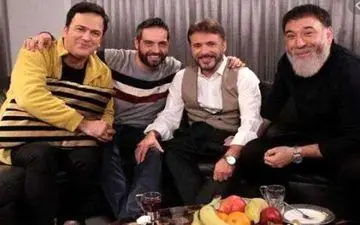 
اشک‌های بی‌امان مجری معروف برای علی‌انصاریان در پخش زنده+فیلم
