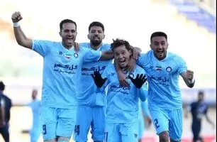 گل اول گل گهر به چادرملو + ویدئو