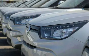 پیش فروش خودرو خارجی ممنوع است