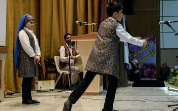 بزم ادبی- هنری  شاهنامه‌خوانی  مرکز آموزشی علمی- فرهنگی سما در دانشگاه رازی کرمانشاه در حضور پروفسور میرجلال‌الدین کزازی