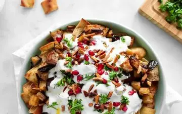 طرز تهیه فته لبنانی؛ پیش‌غذای خوشمزه و مجلسی به سبک رستورانی