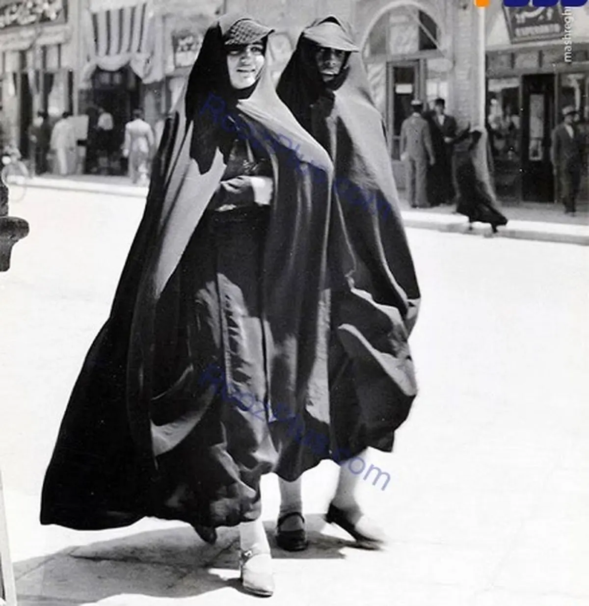 پوشش جالب زنان تهران سال 1313 + عکس