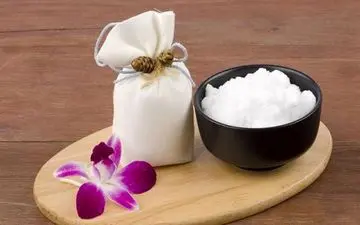 دلیل استفاده از کافور در شستشوی میت چیست؟