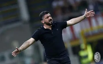  خشم مربی سرخپوشان بالا گرفت