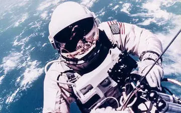 
فیلم/ورزش کردن جالب فضانوردان در فضا 