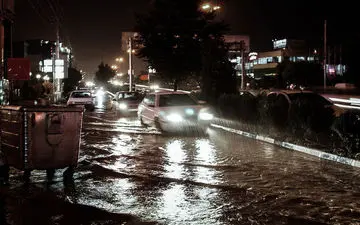 آماده باش نیروهای خدمات شهری و شناسایی نقاط آبگرفتگی در پایتخت