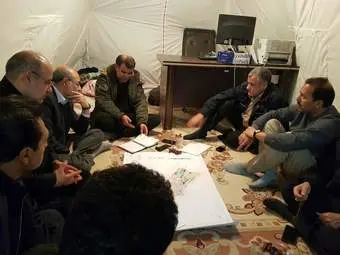 گزارش تصویری از بازدید مهندس یزدانی ازمناطق زلزله زده