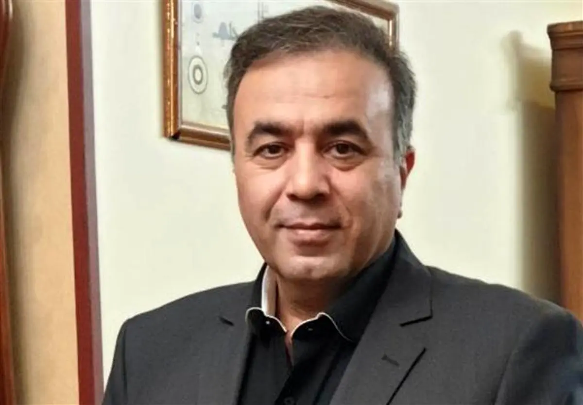 بار روانی مکانیسم ماشه بیش از خود آن است/ نوسانات قیمت دلار پایدار نیست؛ بازار برمیگردد
