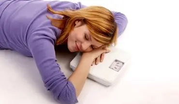 تأثیر خواب کافی بر کاهش وزن – آیا کم‌خوابی باعث افزایش وزن می‌شود؟
