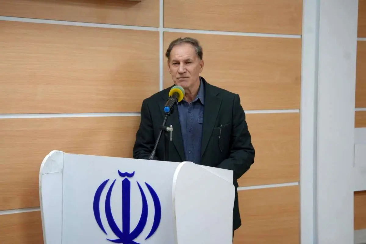  ارتقای سرانه ورزشی دانش‌آموزان کرمانشاه به ۵۰ صدم مترمربع / اجرای ۱۳۰ پروژه ورزشی در استان