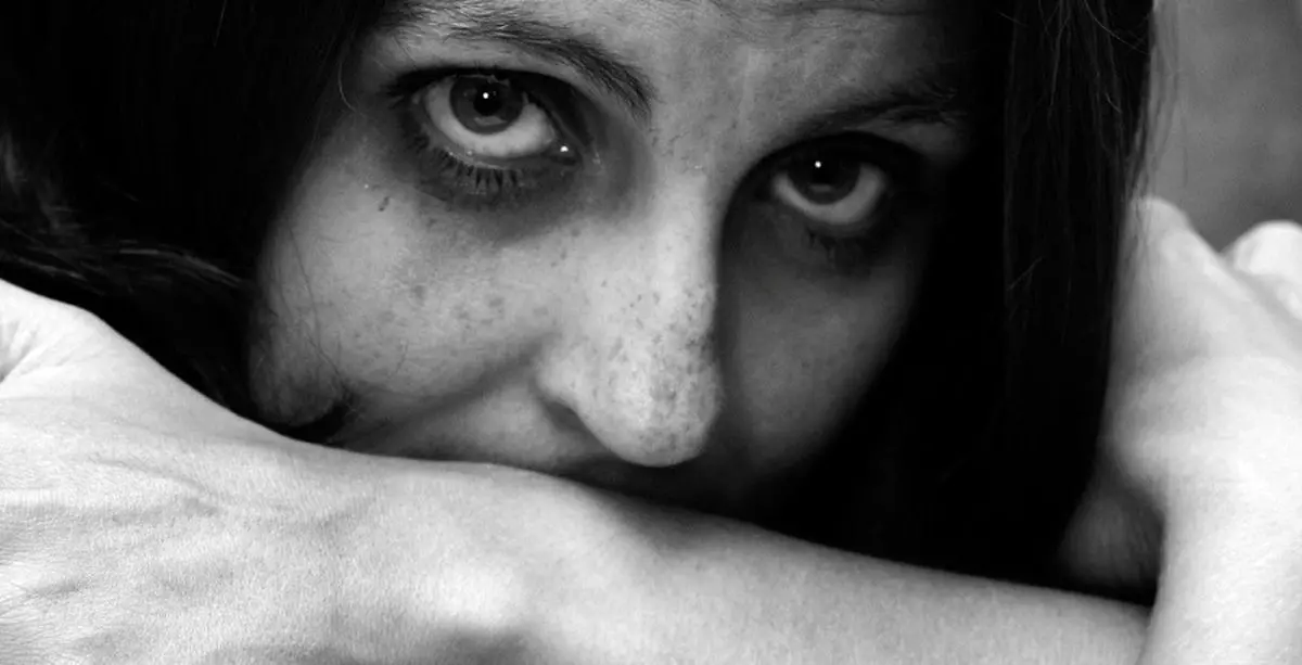 دیوار نامرئی در رابطه زناشویی: واژینیسموس چیست و چگونه زندگی مشترک را فلج می‌کند؟