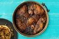 طرز تهیه مرغ ترش؛ غذای اصیل شمالی با طعمی بی‌نظیر