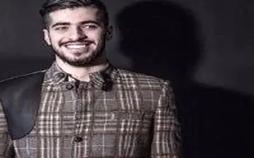 «سعید عزت‌اللهى» در کنار آزاده صمدى و سحر دولتشاهى