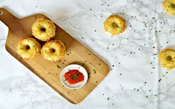 طرز تهیه دونات سیب‌ زمینی | شامی خوشمزه، آسان و نوستالژیک