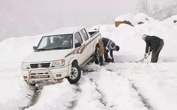  هشدار وقوع بهمن در جاده‌های کوهستانی/بارش برف و باران در جاده‌های ۴ استان