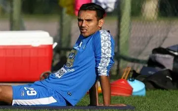  شکایت کریمی از استقلال