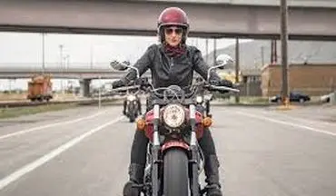 اظهار نظر پلیس ایران درباره گواهینامه موتورسواری برای زنان !