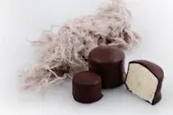 خودت با این دستور ساده پشمک شکلاتی درست کن!