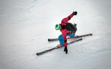 دختران ایران  روز سوم در رقابت‌های بین‌المللی اسکی آلپاین مدال‌آوری کردند