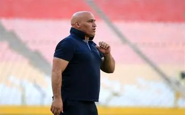 خداحافظی احساسی علیرضا منصوریان از صنعت نفت و هوادارانش