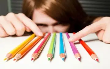 مغز هم دچارسکسکه می شود؛ علل و درمان