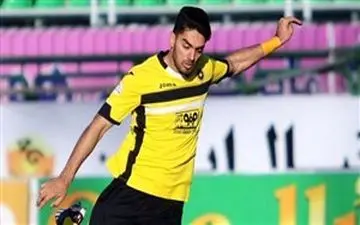  ماجرای اختلاف استقلال با "علی کریمی" 