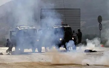 زخمی شدن دو فلسطینی به ضرب گلوله نظامیان صهیونیست در مرزهای غزه