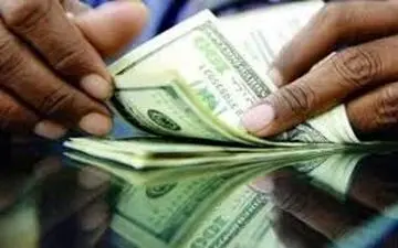 جزئیات قاچاق ارز 7 هزارتومانی توسط یک کارمند دولت