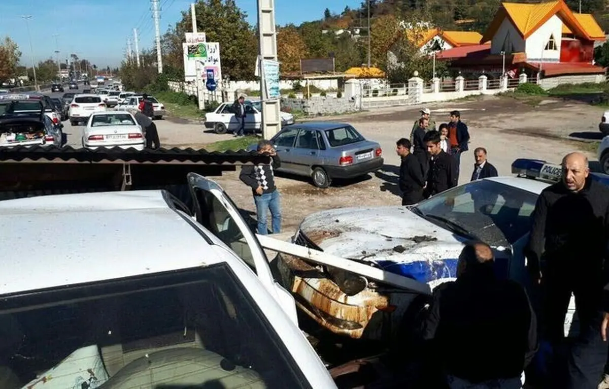 تصادف خونین سمند با ماشین پلیس در مازندران + عکس 