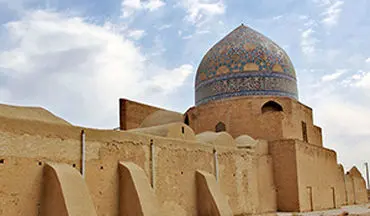 مسجدی با هزار سال قدمت و 24 محراب در ساوه + فیلم 