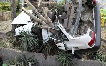 ۳ کشته و مجروح در برخورد مرگبار پراید با یک درخت!