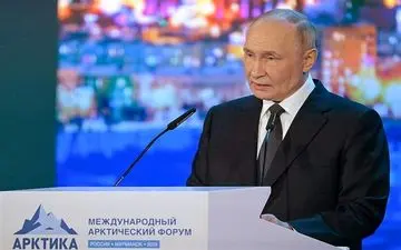 پوتین: قطب شمال برای ناتو عرصه درگیری‌ با روسیه است